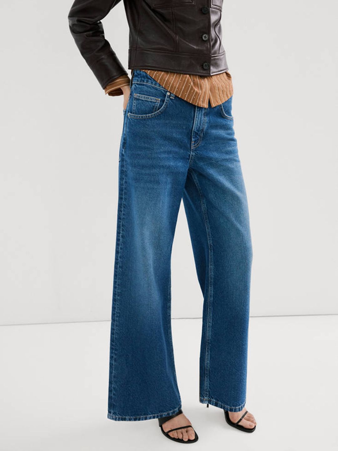 MANGO Women Regular Fit Mid-Rise Light Fade Jeans-picture-23