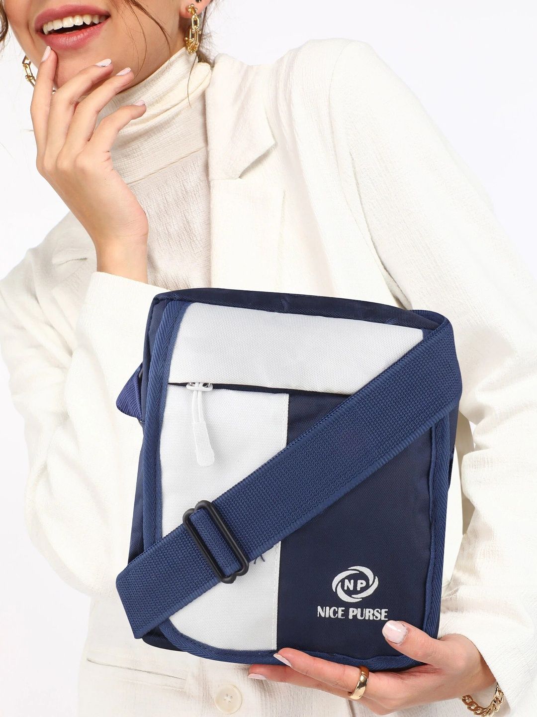NICE PURSE Structured Sling Bag-picture-32