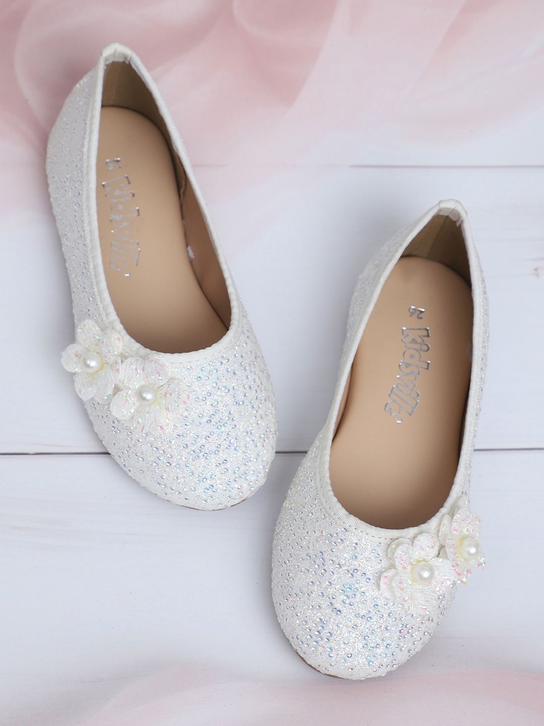 Kids Ville Girls Printed Round Toe Slip-On Ballerinas-picture-55