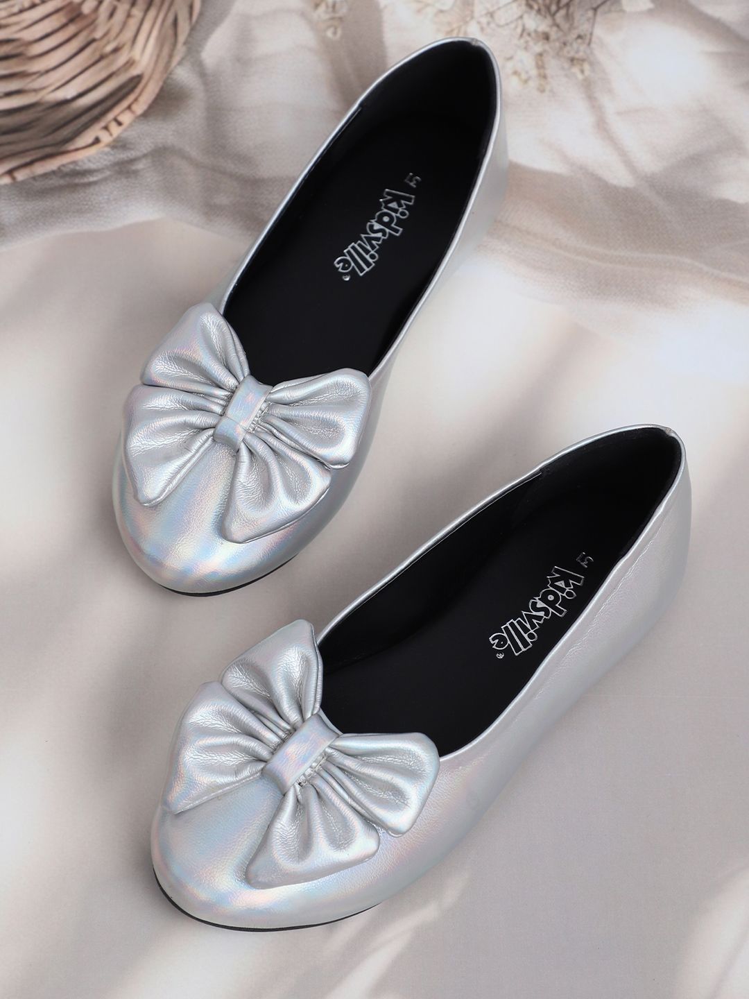 Kids Ville Girls Printed Round Toe Slip-On Ballerinas-picture-17