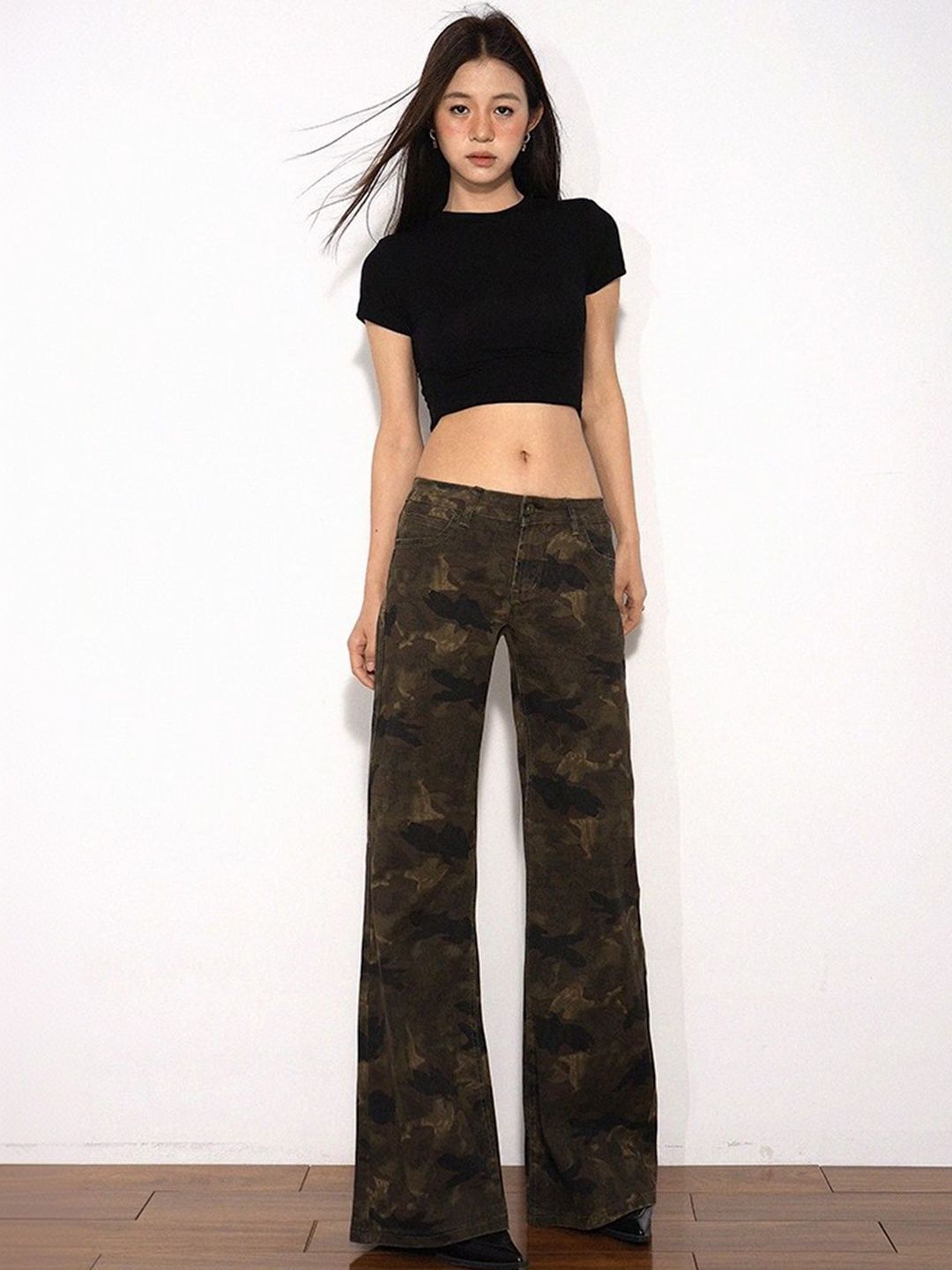 LULU & SKY Women Camouflage Printed Flared High-Rise Trousers-picture-19
