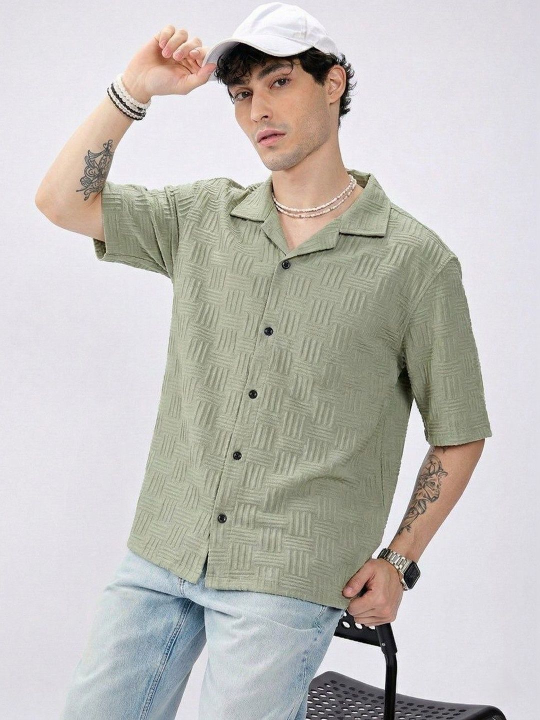 OQUENT Classic Textured Spread Collar Casual Shirt-picture-24
