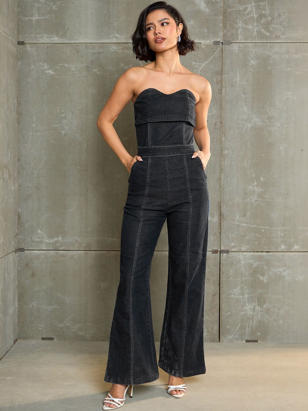 SASSAFRAS Basic Jumpsuit with Layered-picture-18