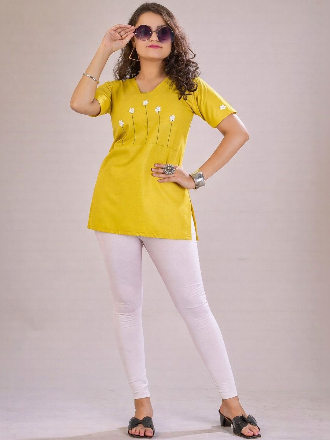 Moda Rapido Floral Embroidered V-Neck Kurti-picture-37