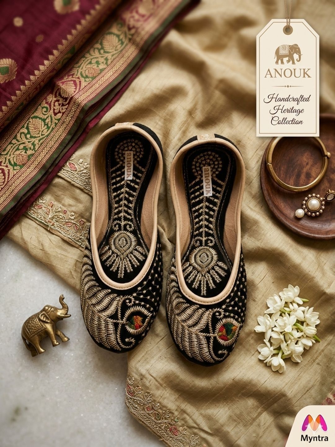 Anouk Women Embellished Ethnic Mojaris Flats-picture-20
