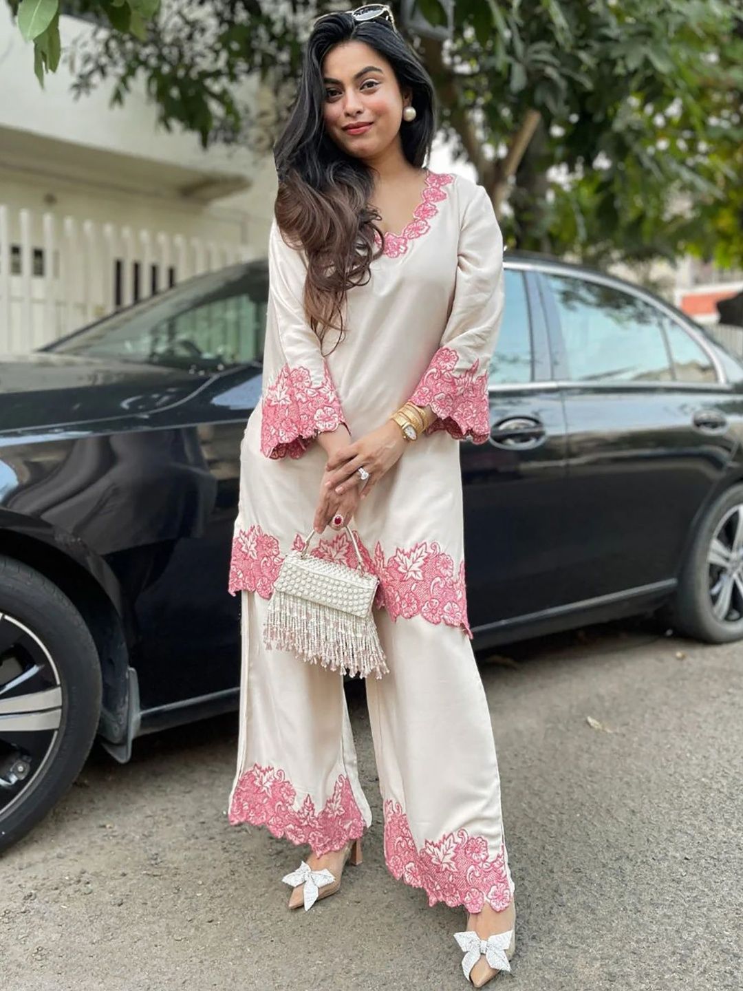 SIDDESHWARY FAB Women Floral Embroidered Regular Thread Work Kurta with Palazzos-picture-44
