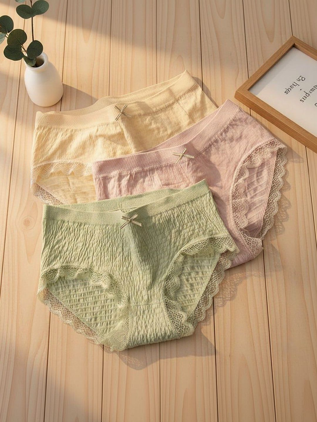Moda Rapido Women Pack of 3 Self Design Leak-Proof Seamless Assorted Hipster Briefs-picture-26