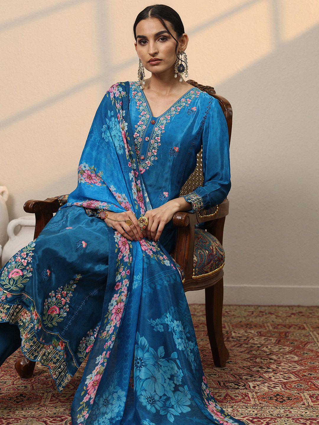 Libas Women Floral Embroidered Regular Thread Work Silk Crepe Kurta with Trousers & With Dupatta-picture-33