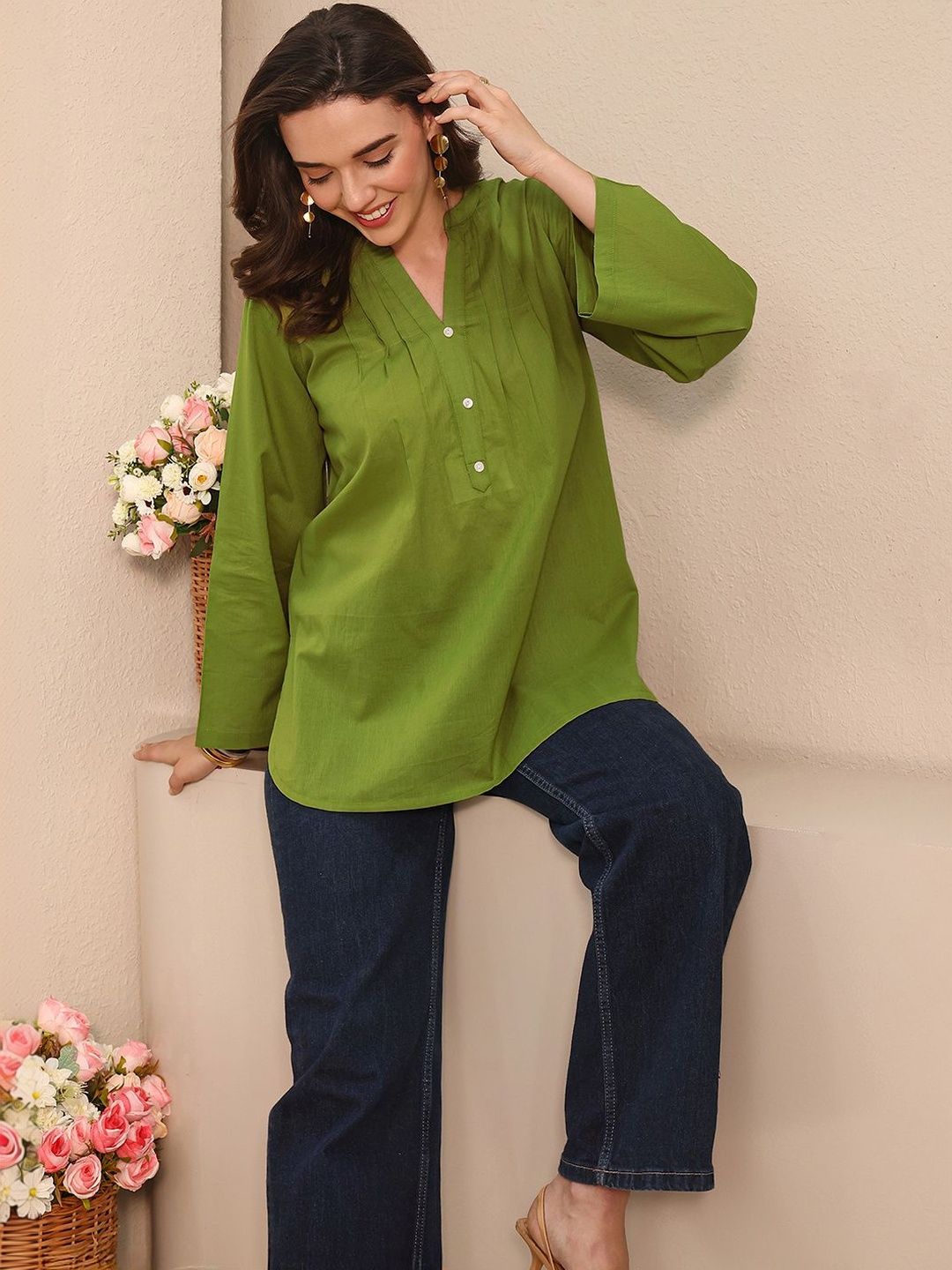 Libas Green Solid Cotton Straight Short Kurti-picture-10
