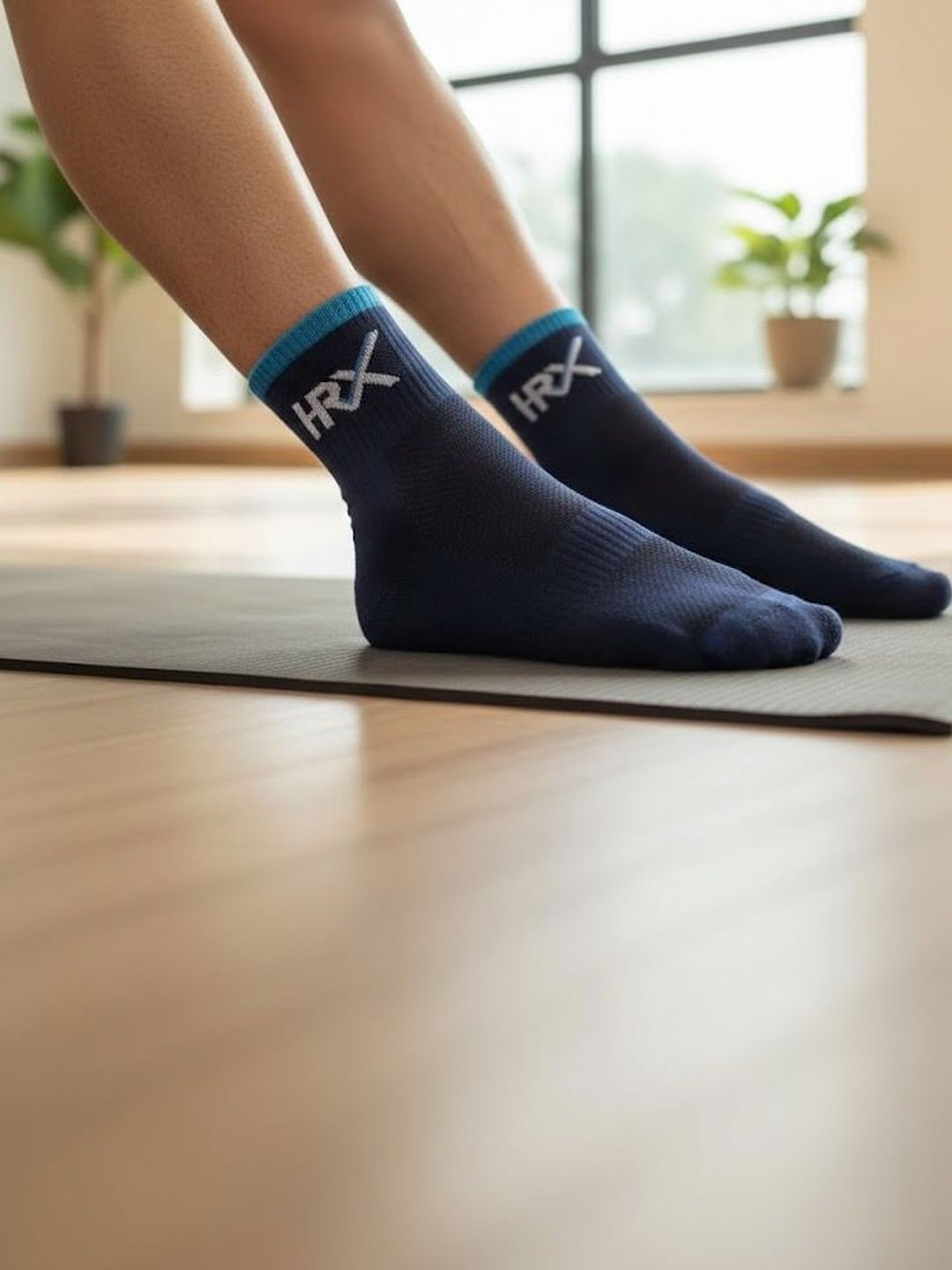 HRX by Hrithik Roshan Men Colourblocked Ankle Length Socks-picture-21