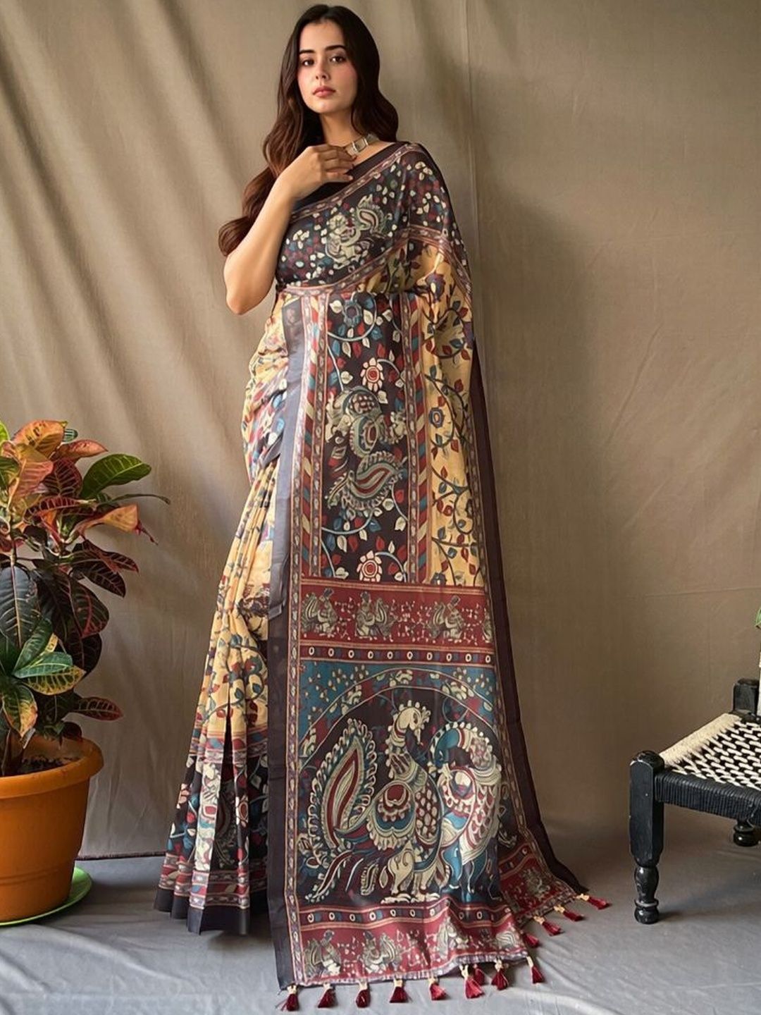 Dhaaga Ghar Yellow Pure Cotton Kalamkari Print Contrast Pallu Tassels Sarees-image-19