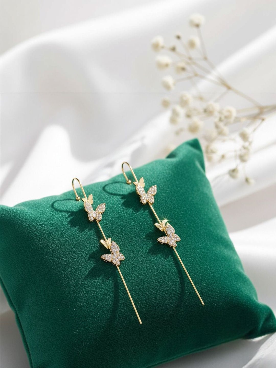 Zaphariq Animal Shaped Ear Cuff Earrings-picture-6