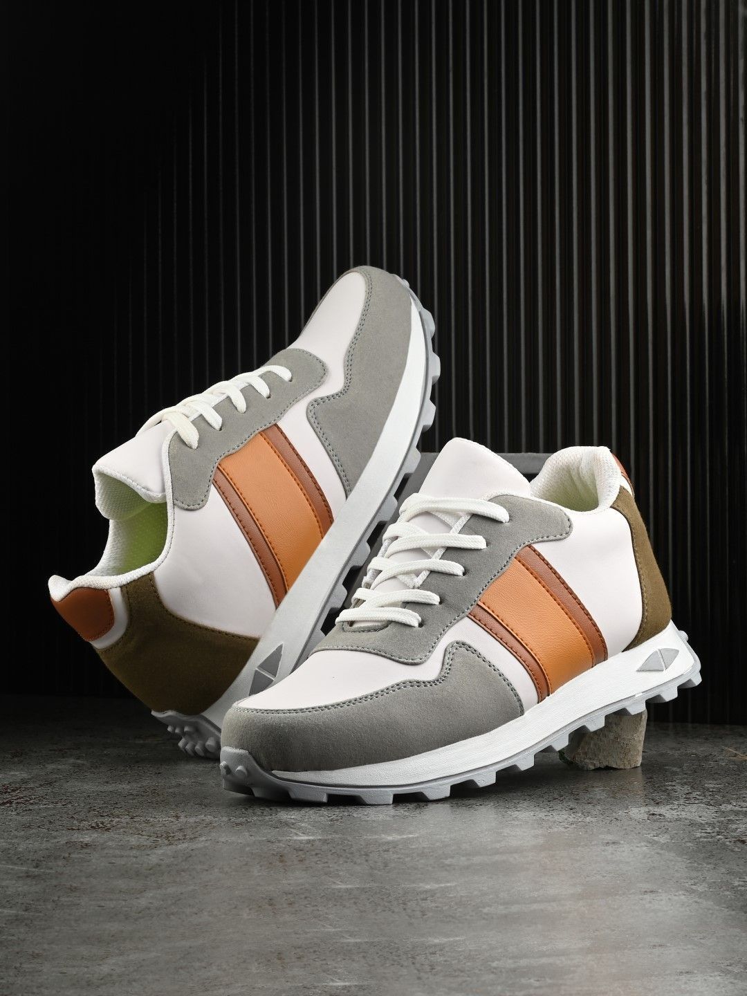 HERE&NOW Men Colourblocked Sneakers-picture-51