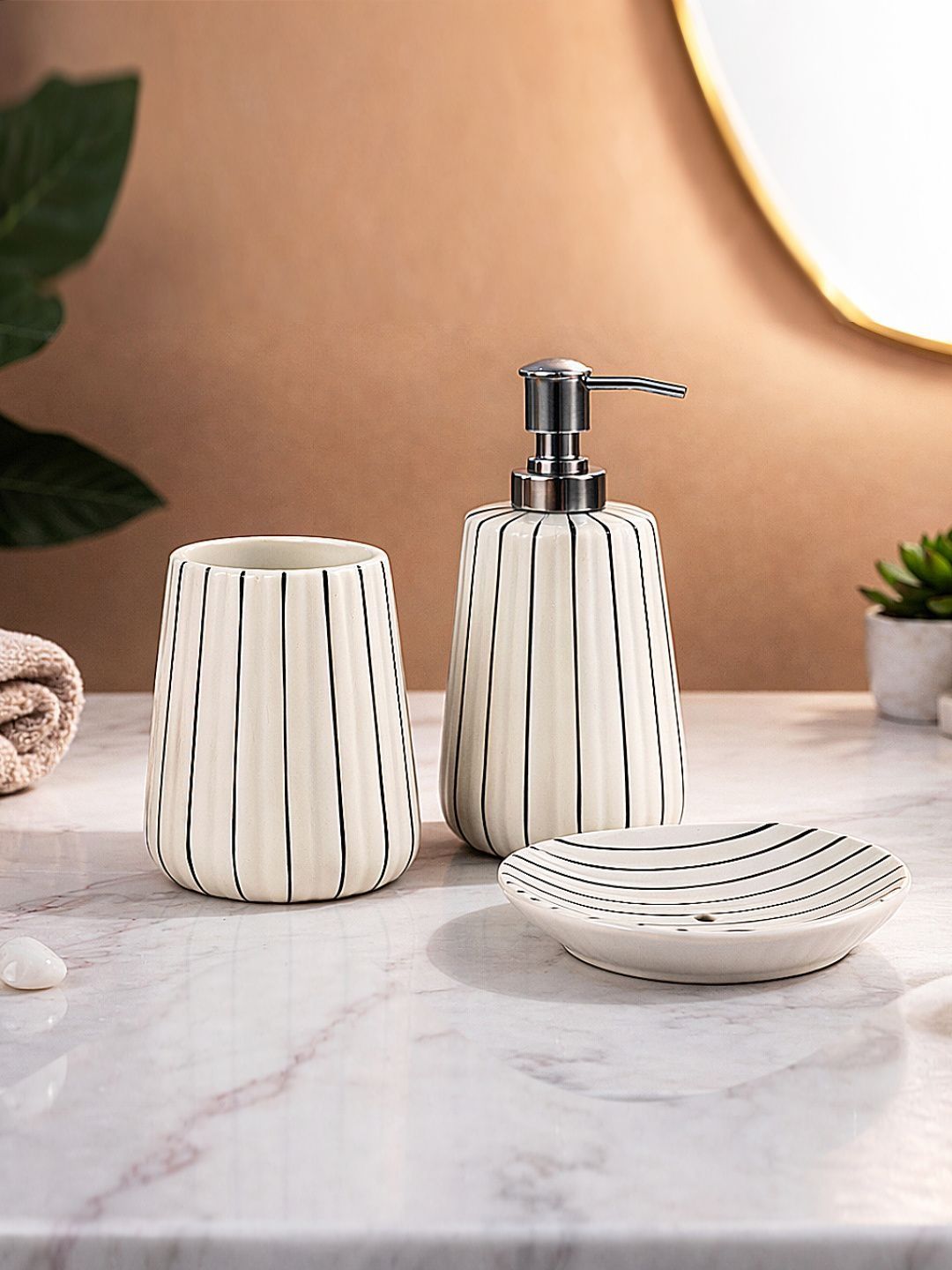 StyleMyWay White & Cream-Coloured 3 piece Striped Ceramic Bath Accessories Set-picture-58