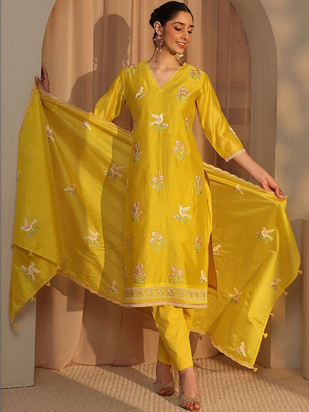 Libas Art Women Ethnic Motifs Embroidered Regular Thread Work Kurta with Trousers & With Dupatta-picture-20