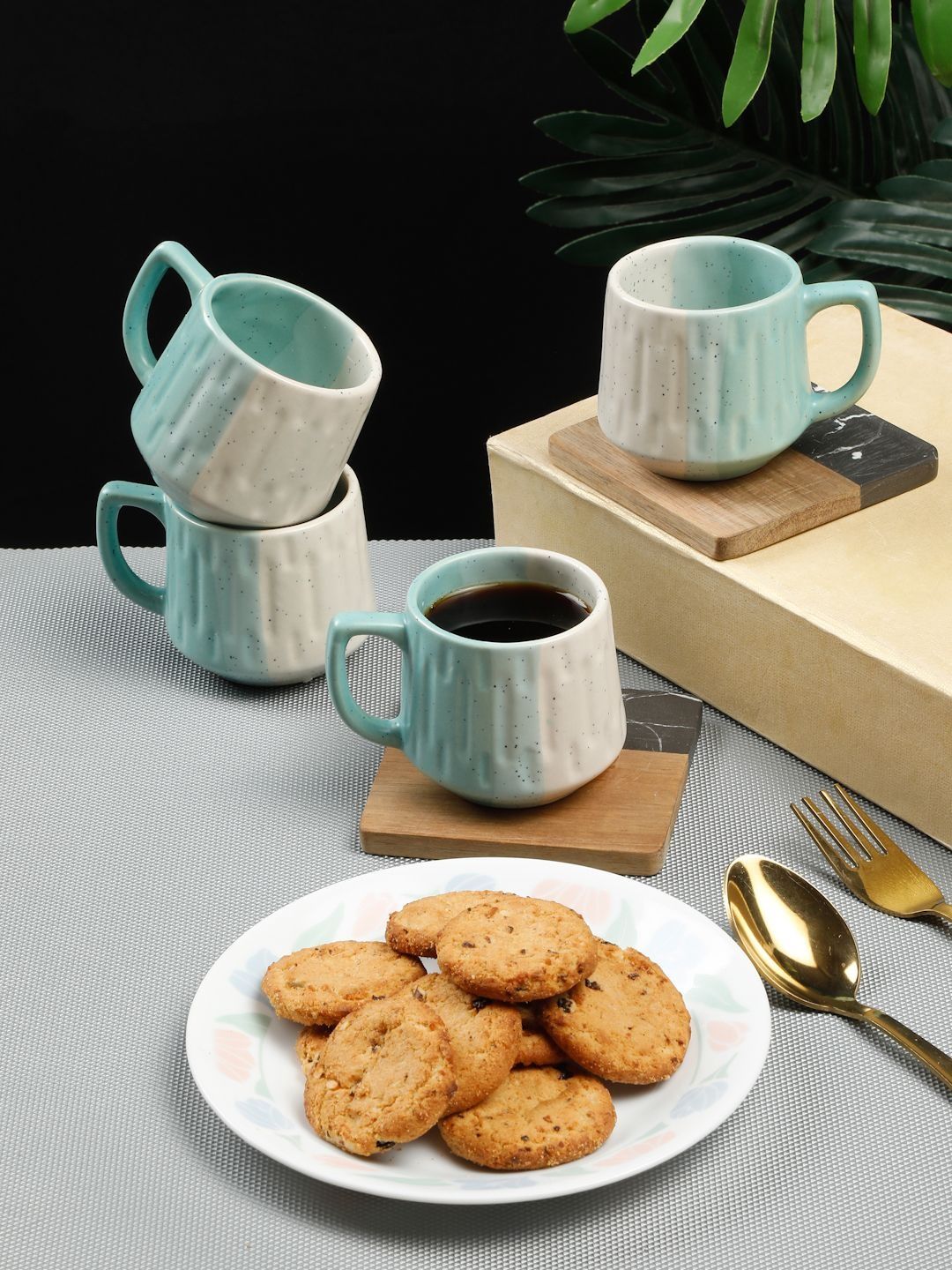 Arrabi Blue & White Crafted Ceramics Solid Stoneware Glossy Cups Set of Cups and Mugs-image-15