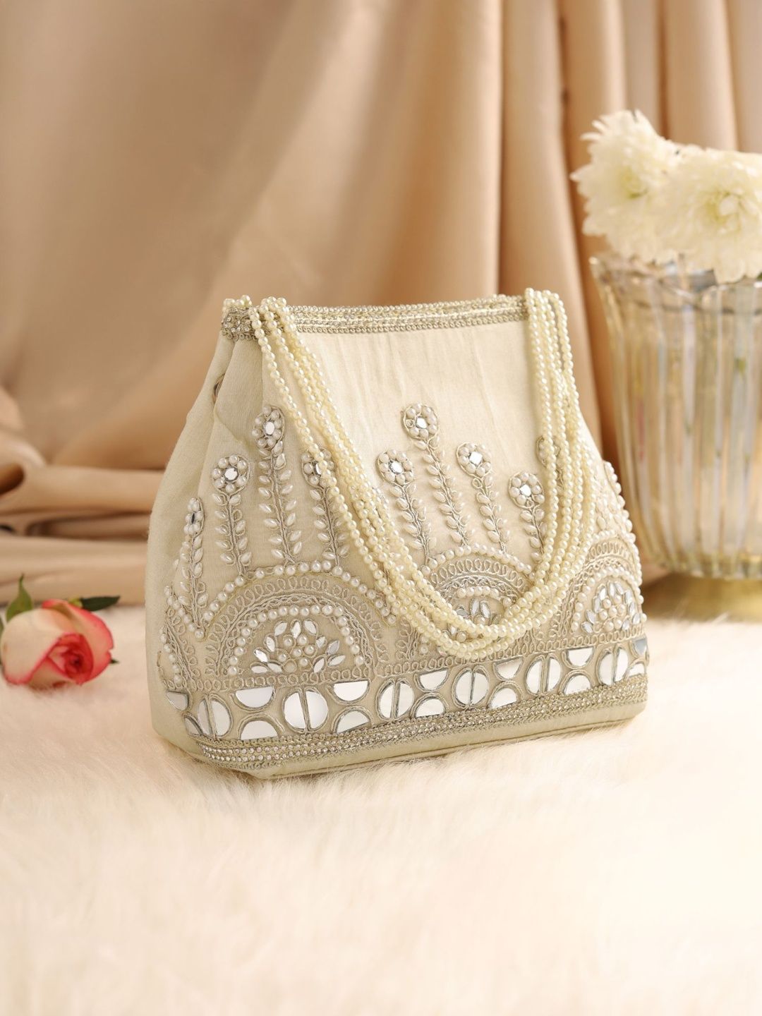 Qiroko Embroidered Potli Clutch-picture-15