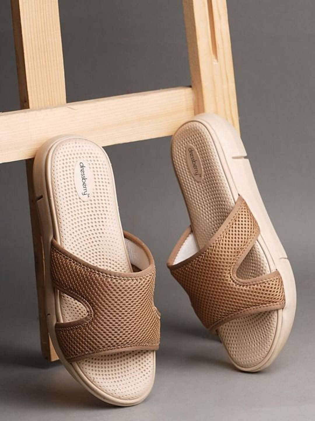 DressBerry PU Open Toe Slip-On Flats-image-10