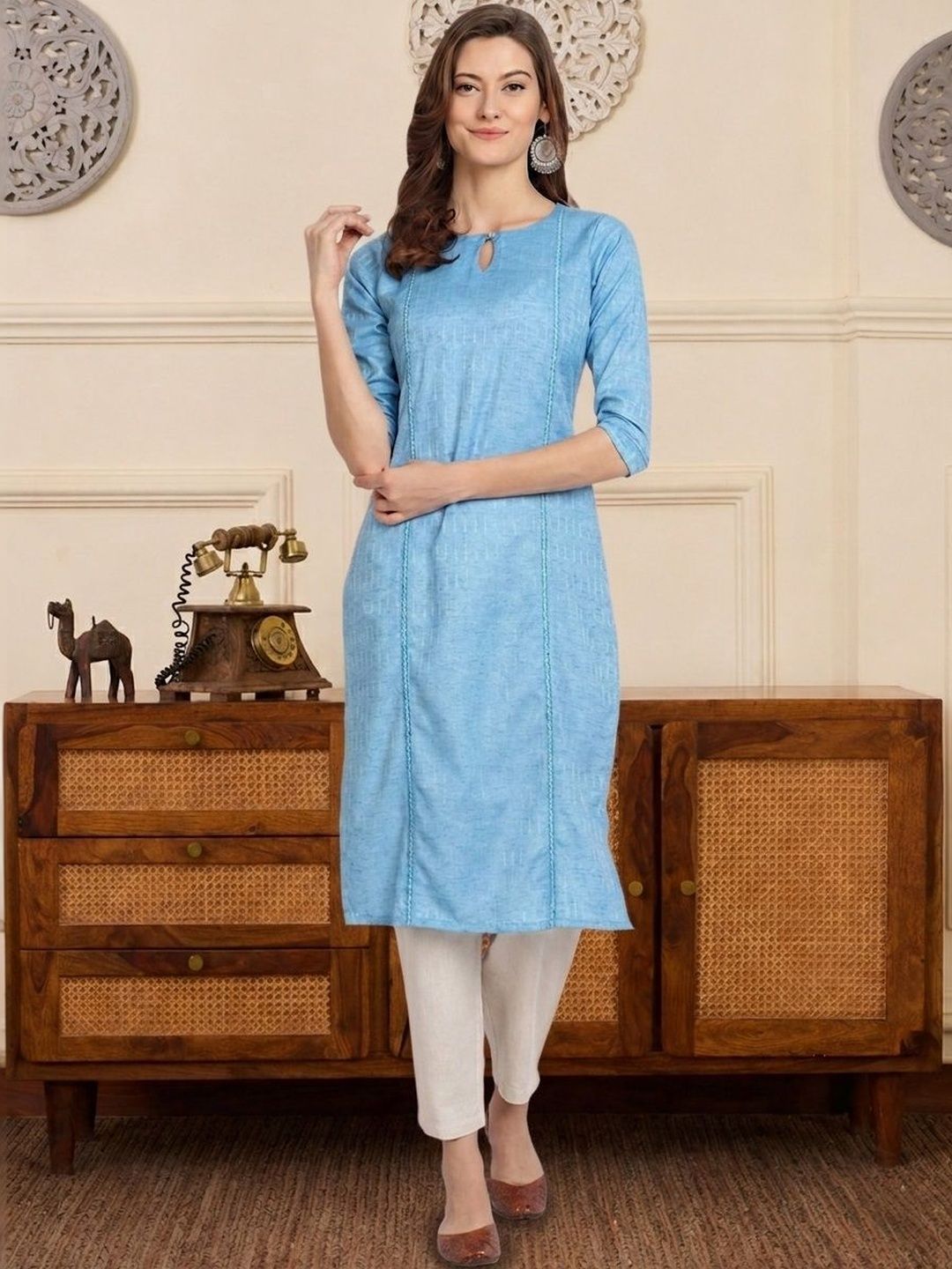 SAHASIKA Women Floral Woven Design Keyhole Neck Straight Kurta-picture-19