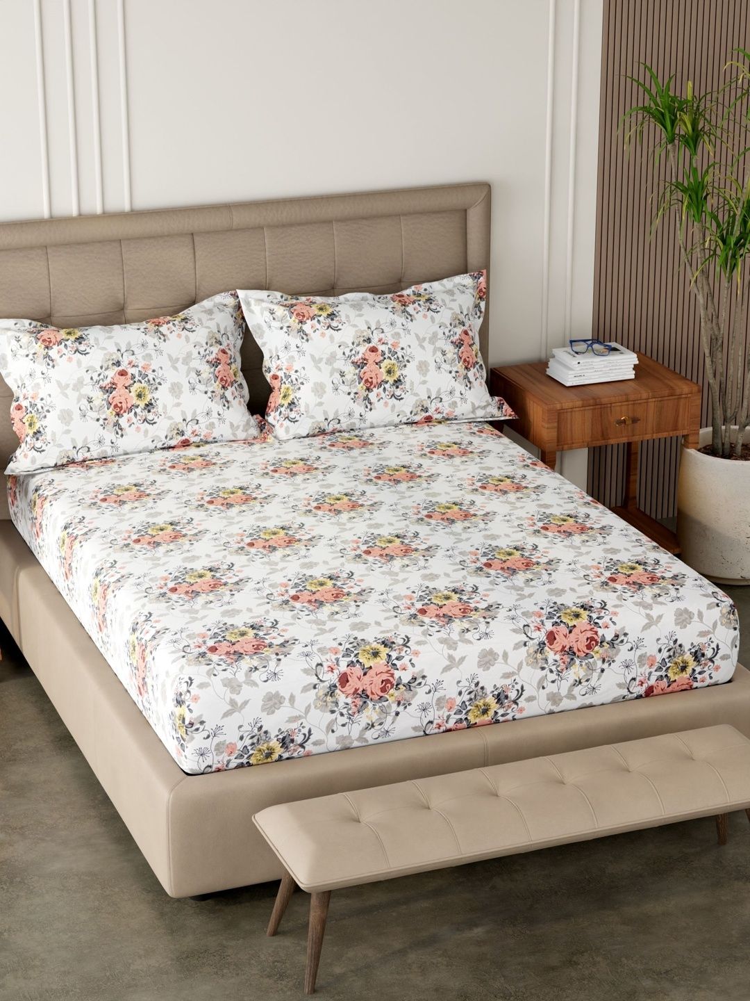 Pure Decor White & Peach-Coloured Floral 180 TC King Bedsheet with 2 Pillow Covers-picture-32