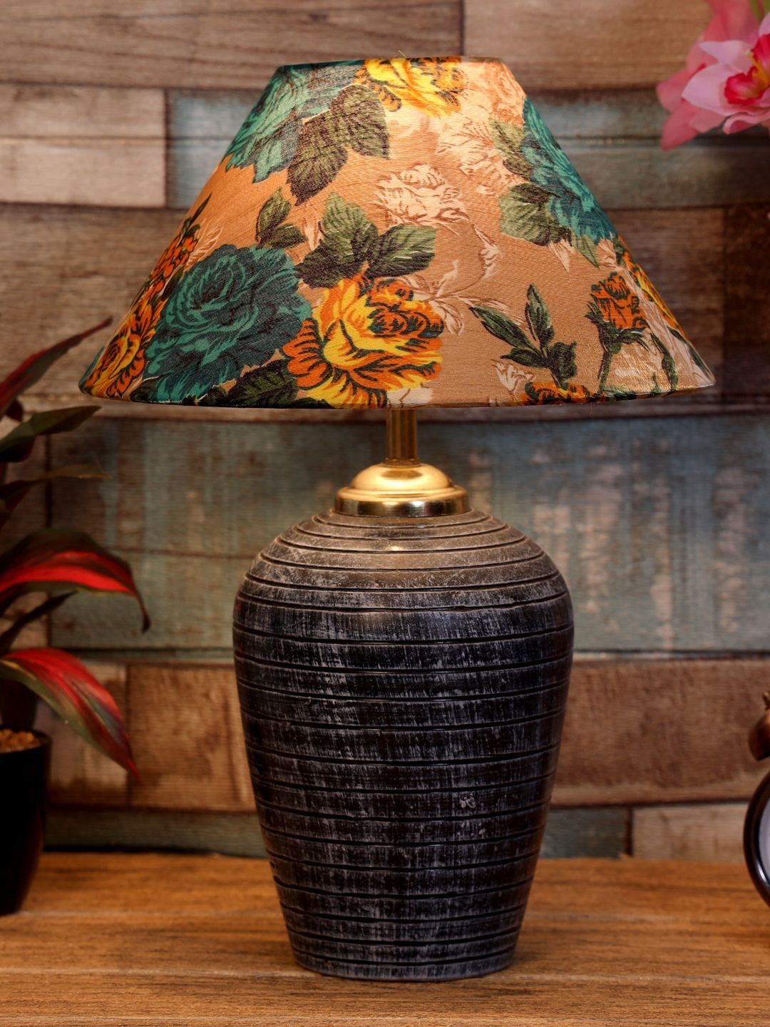 BrightDaisy Multicoloured Printed Terracotta Frusturical Shaped Table Lamp-image-15