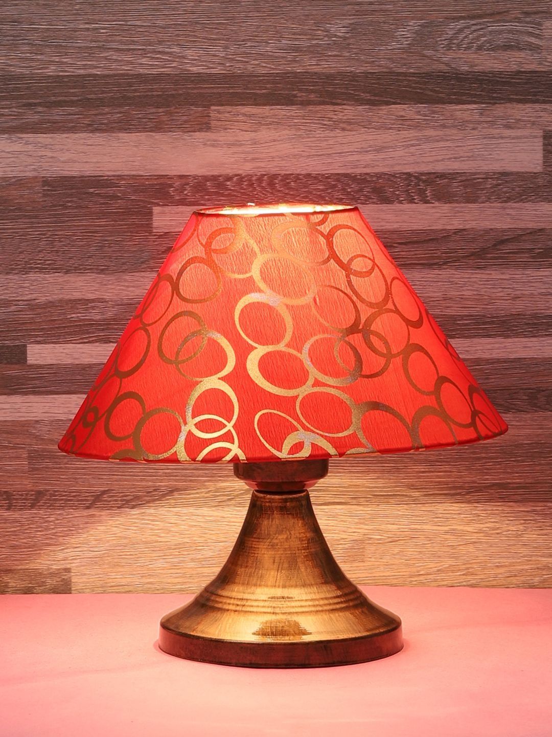 BrightDaisy Red Printed Metal Traditional Frusturical Shaped Table Lamp-image-10