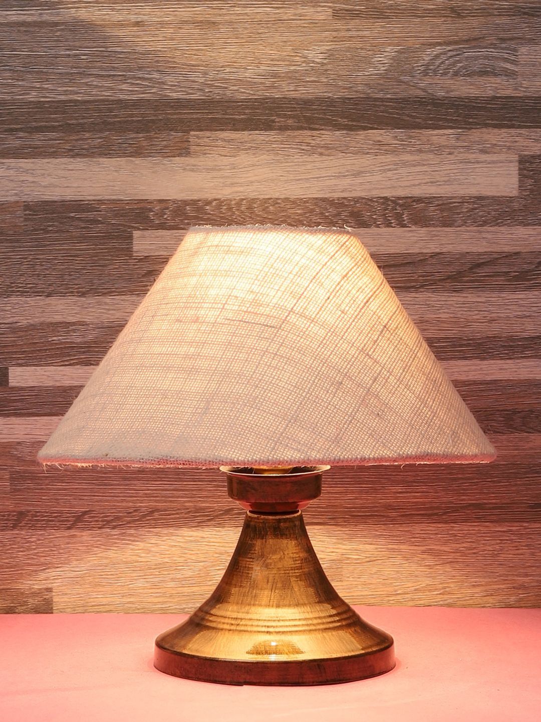 BrightDaisy White Textured Metal Traditional Frusturical Shaped Table Lamp-image-48