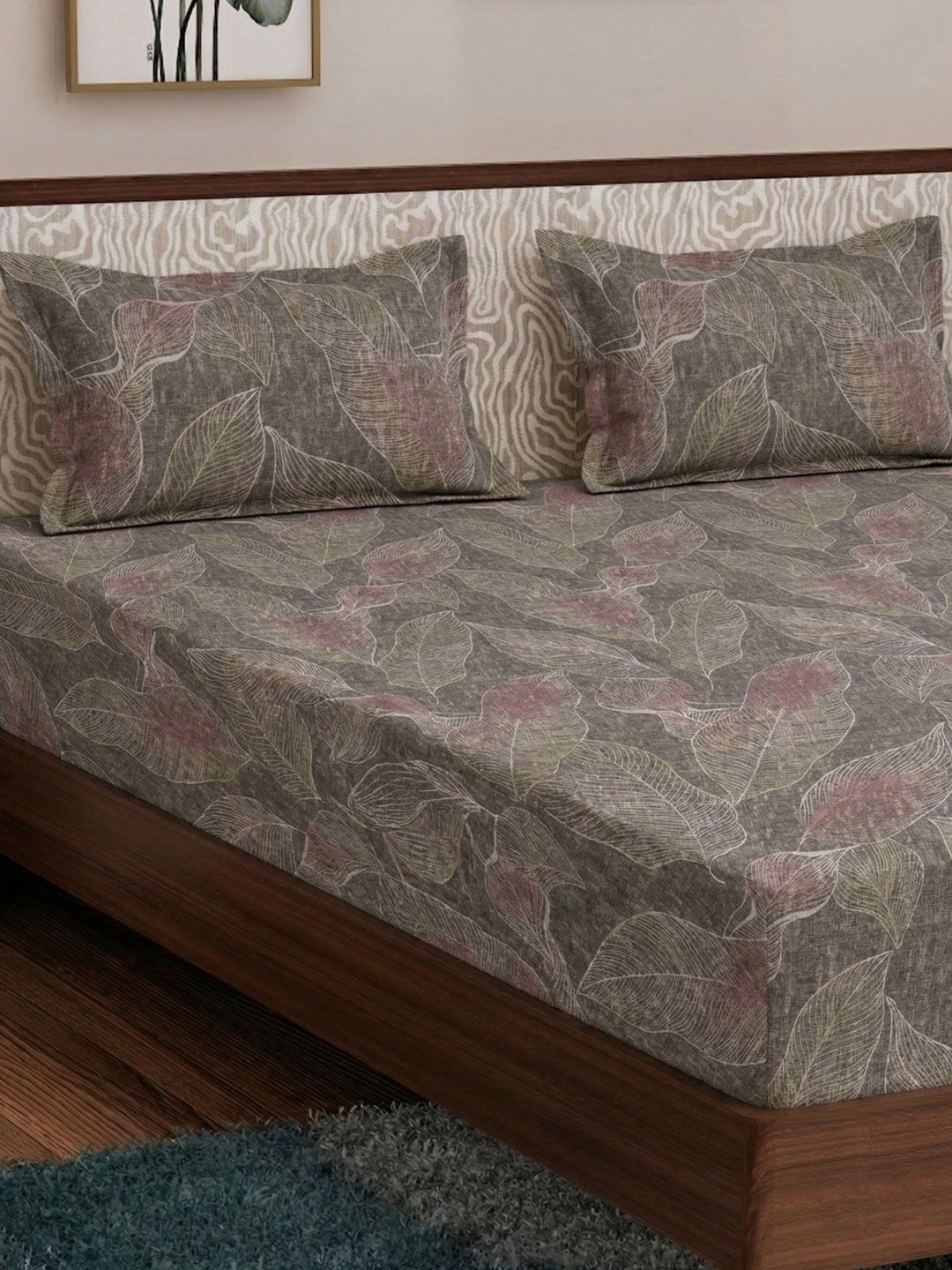 Monte Carlo Brown King Bedsheet with 2 Pillow Covers-image-18