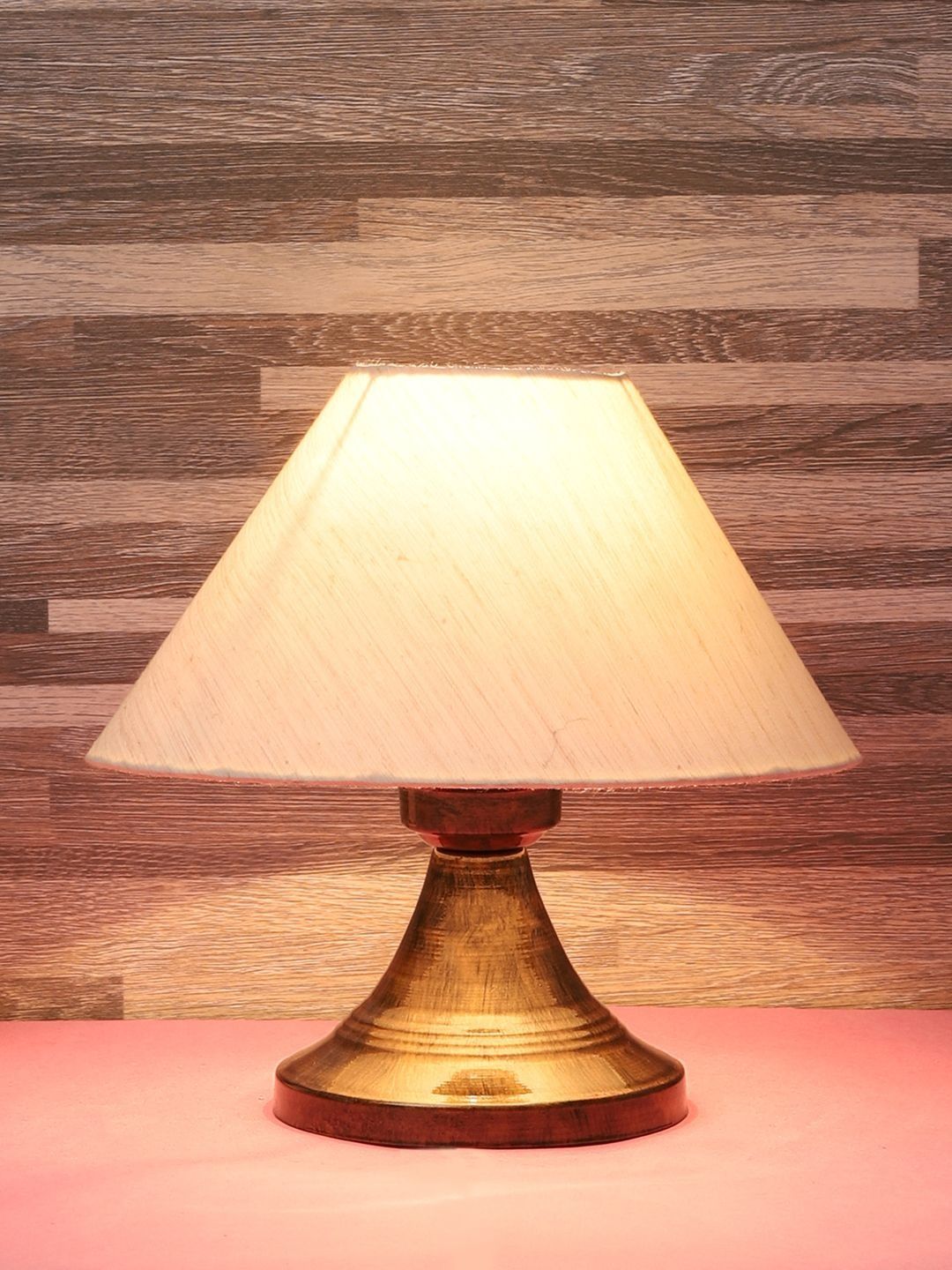 BrightDaisy Beige Metal Traditional Frusturical Shaped Table Lamp-image-34