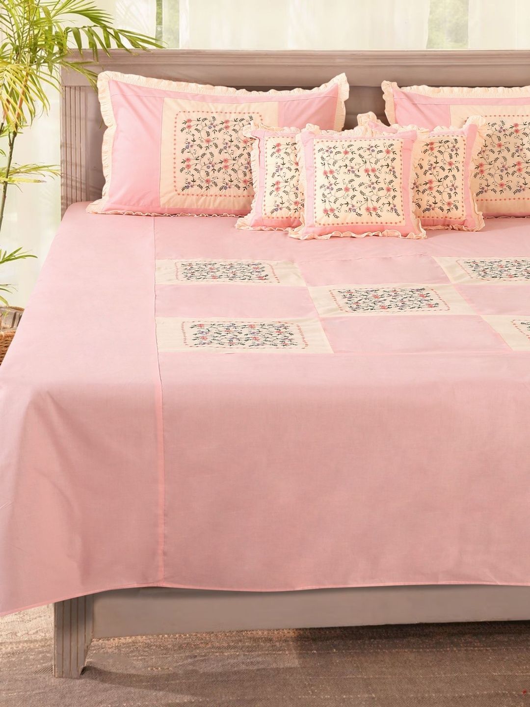 Dhrohar Pink Floral 180 TC Bedsheet with 4 Pillow Covers-image-1