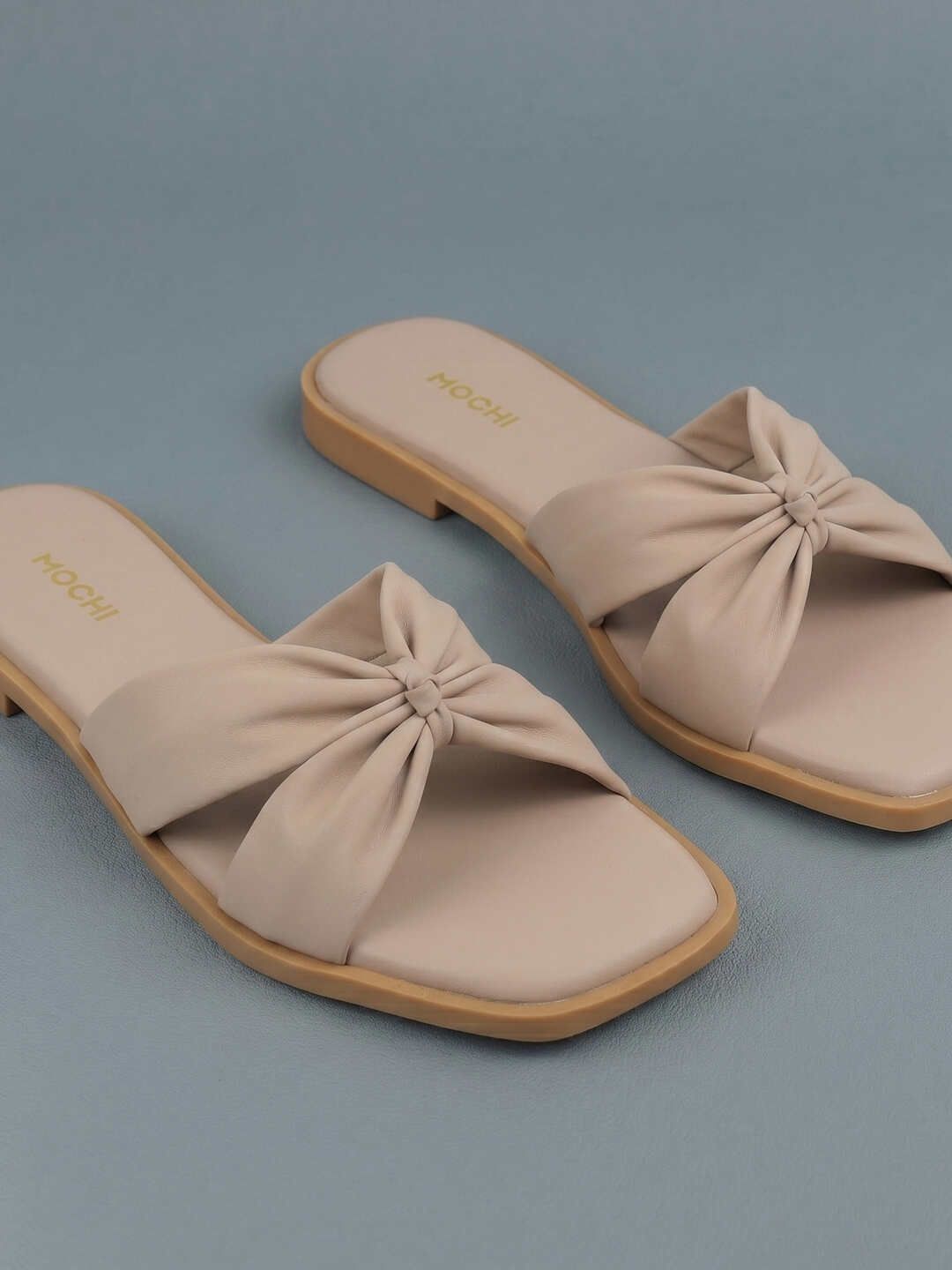 Mochi Women Open Toe Flats-picture-19