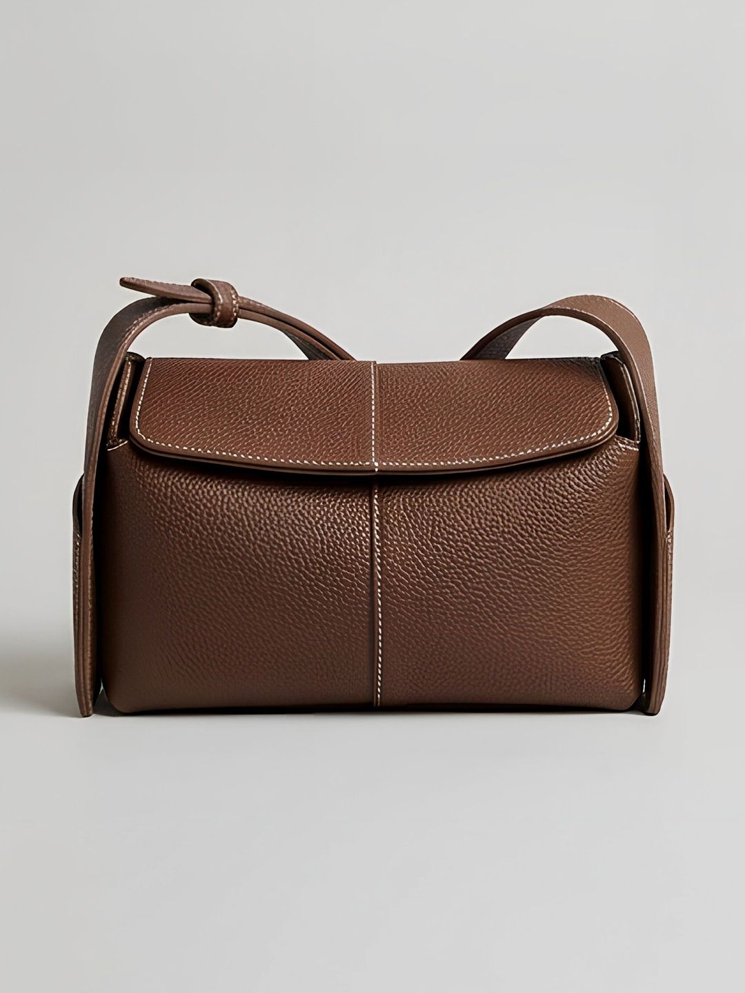 StyleCast x Revolte Structured Sling Bag-picture-57