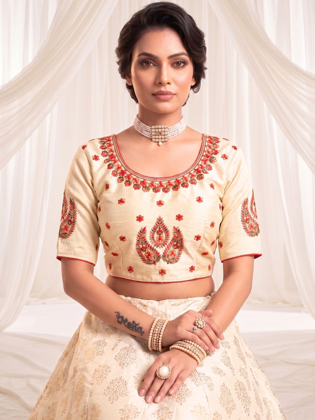 Clothaberry Embroidered Thread Work Saree Blouse-picture-43