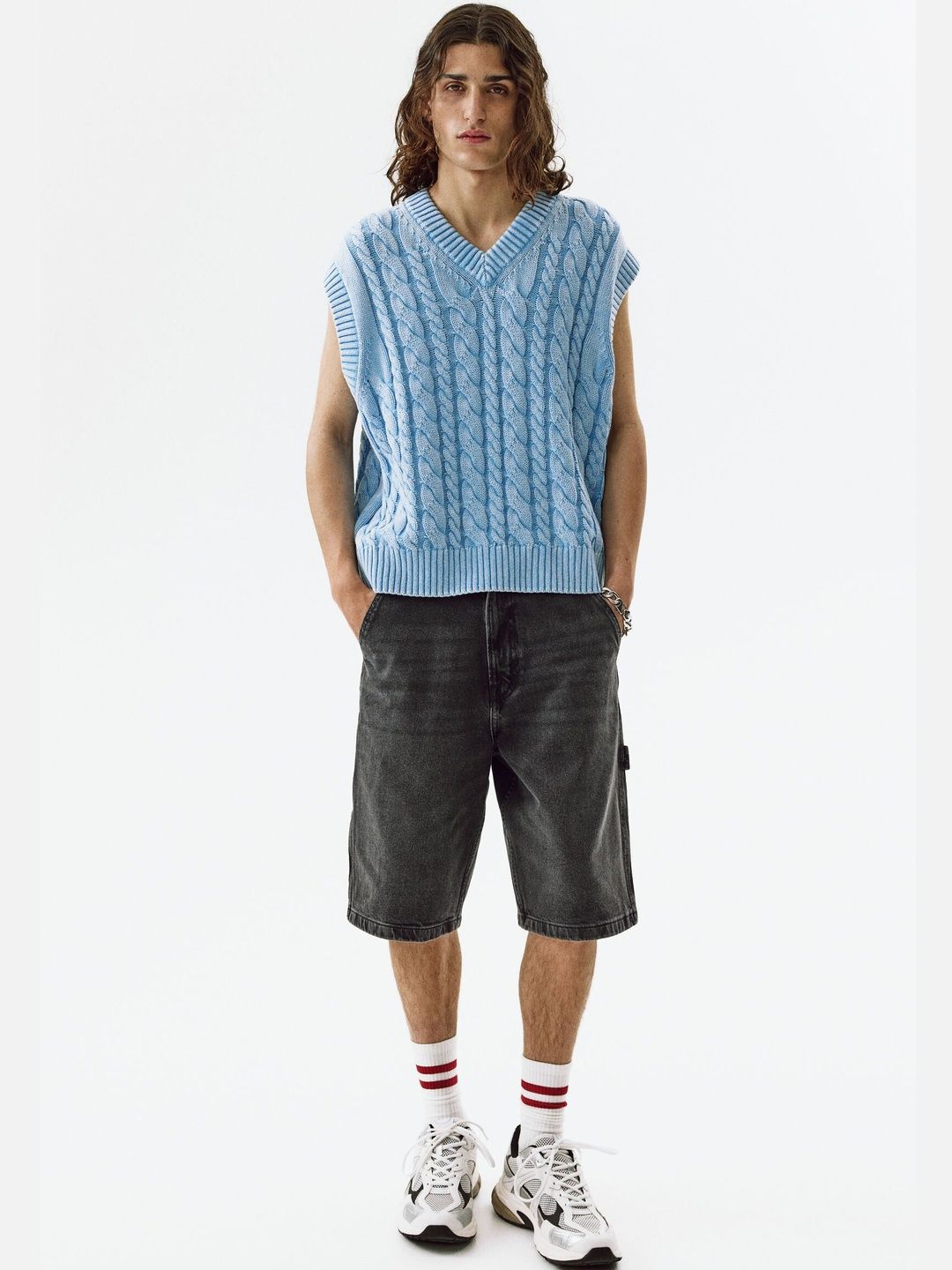 H&M Oversized Fit Carpenter Shorts-picture-49