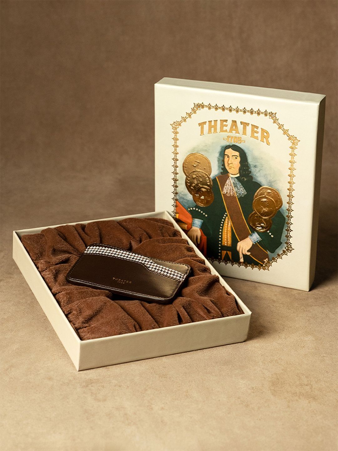 Theater Men Accessory Gift Set of-picture-34