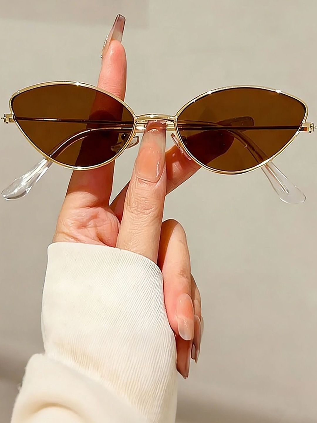 CORSICA Women Brown Lens & Gold-Toned Cateye Sunglasses with-picture-30