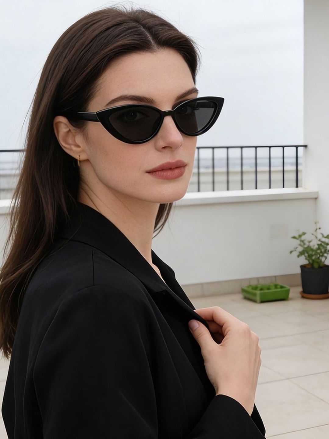 CORSICA Women Grey Lens & Black Cateye Sunglasses with-picture-17