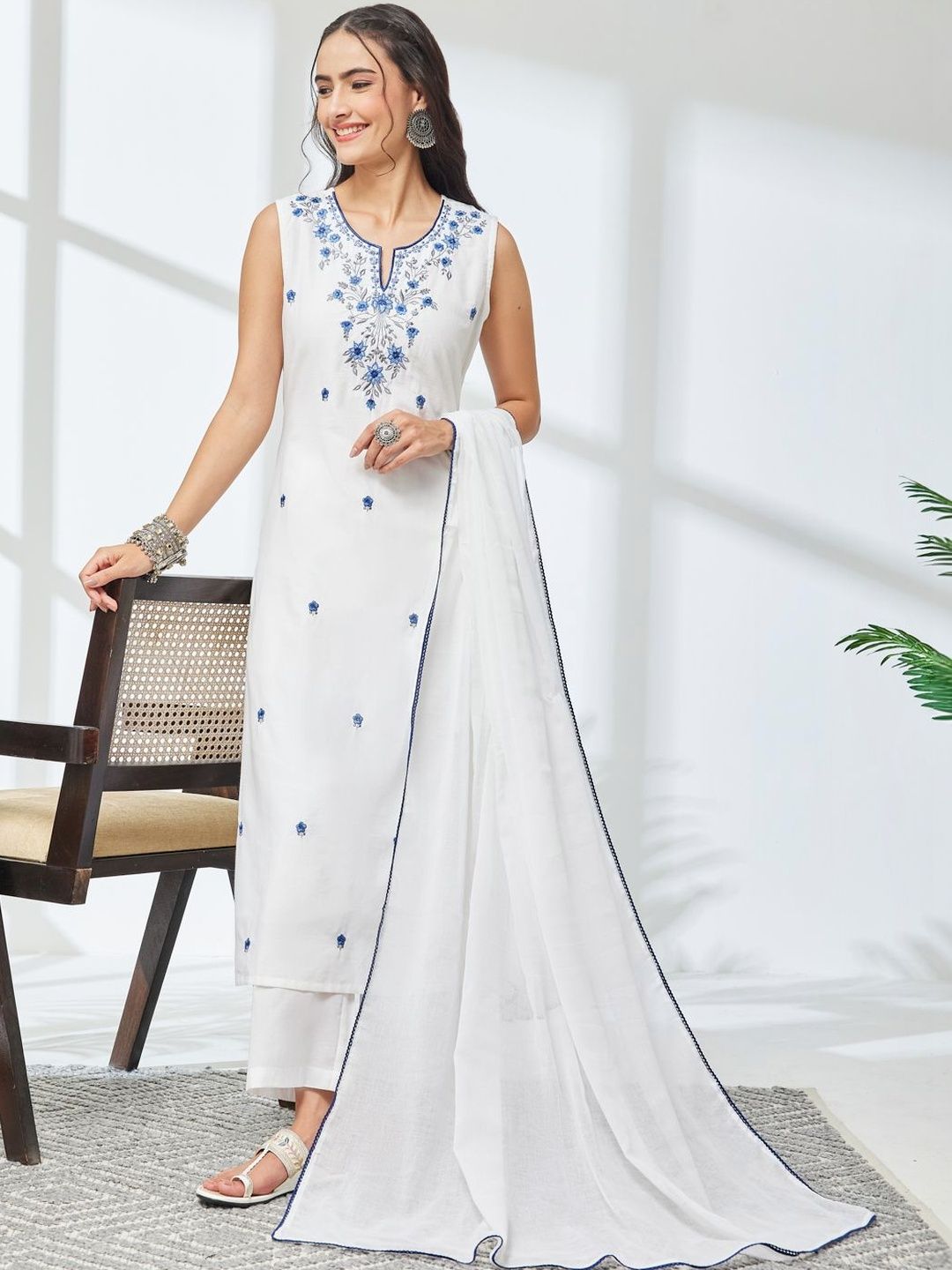 Janasya Women Ethnic Motifs Embroidered Regular Sequinned Pure Cotton Kurta with Trousers & With Dupatta-picture-15