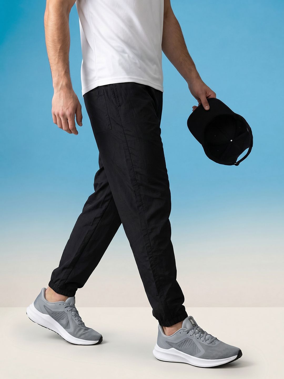 HRX by Hrithik Roshan Men Relaxed Fit Joggers-picture-39