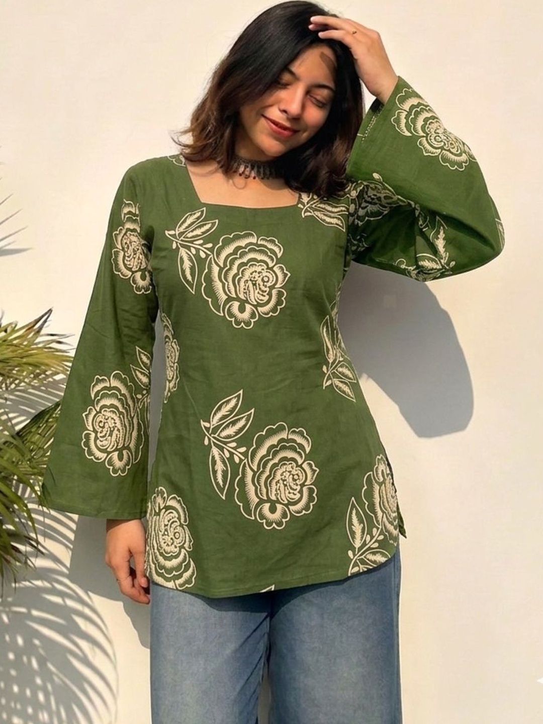 JAHIDA COMFORT WITH STYLE Floral Printed Square Neck Pure Cotton Kurti-picture-39