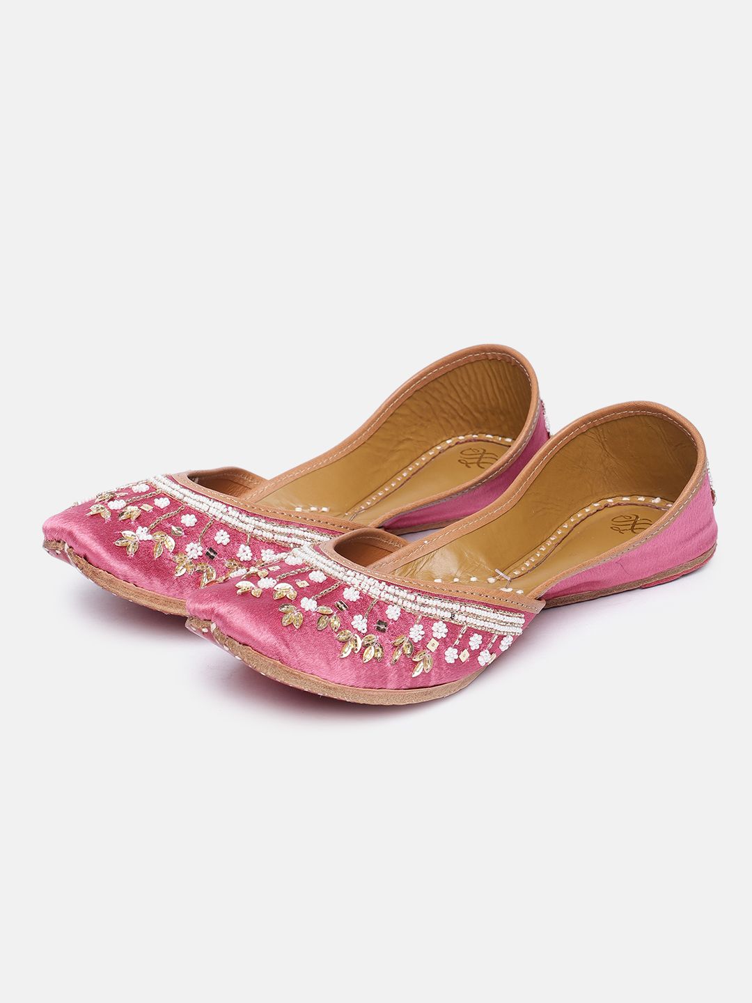 House of Pataudi Women Embellished Mojaris Flats-image-8