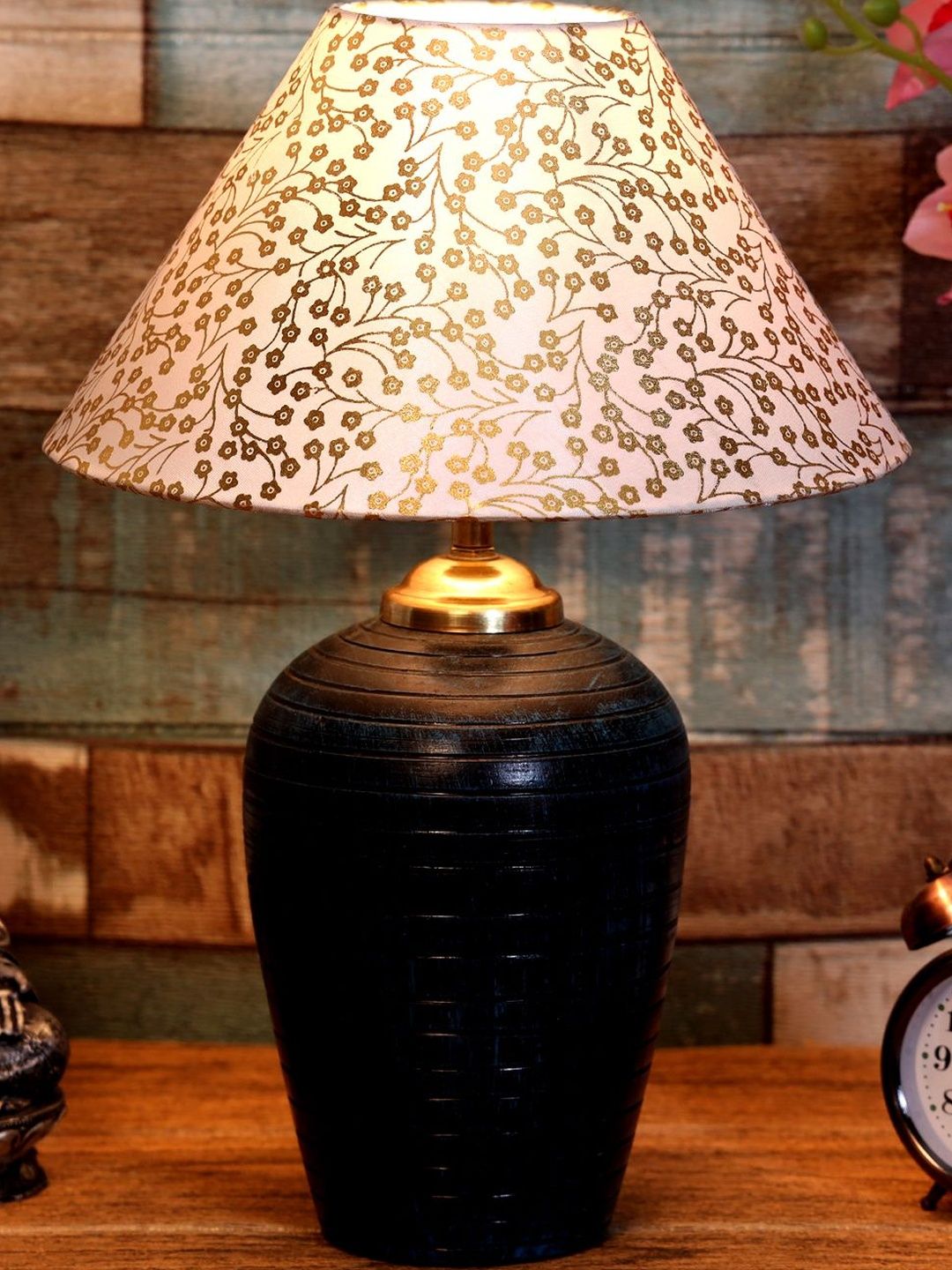 BrightDaisy Gold-Toned Printed Terracotta Traditional Frusturical Shaped Table Lamp-image-32