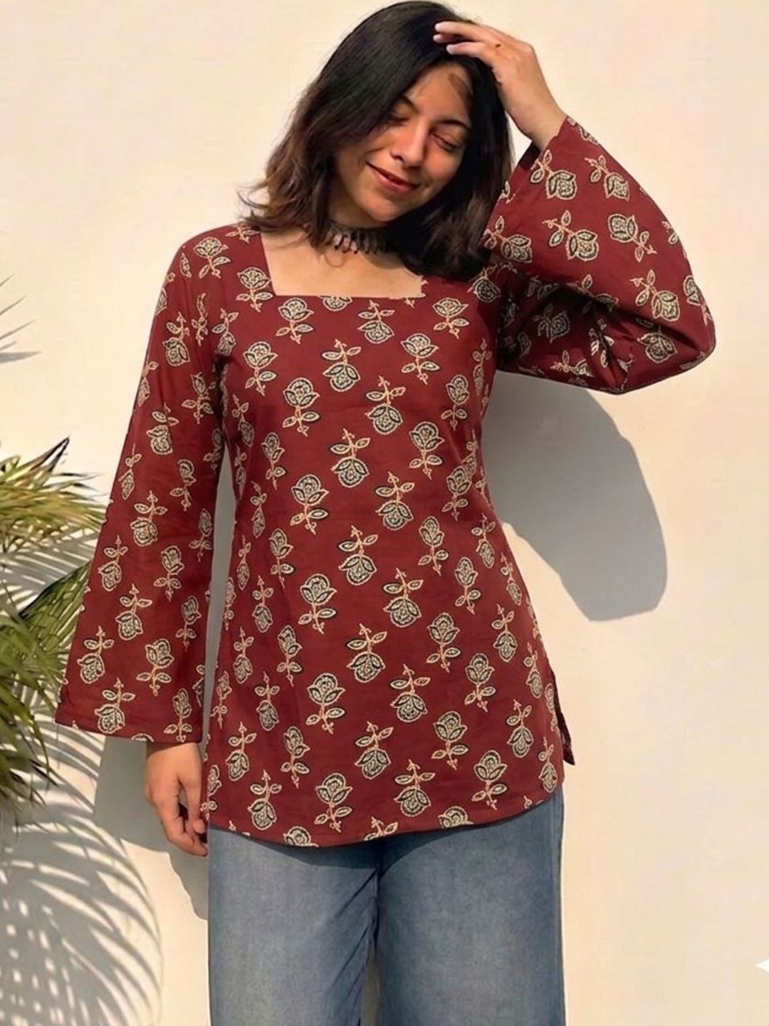 JAHIDA COMFORT WITH STYLE Floral Printed Square Neck Pure Cotton Kurti-picture-45