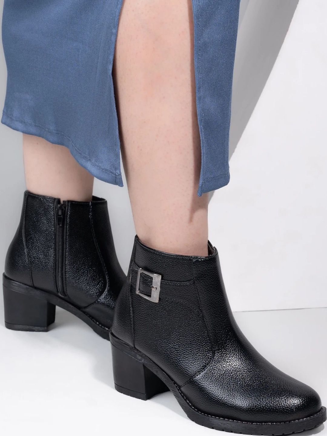 Layasa Women Round Toe Zip Boots-picture-26