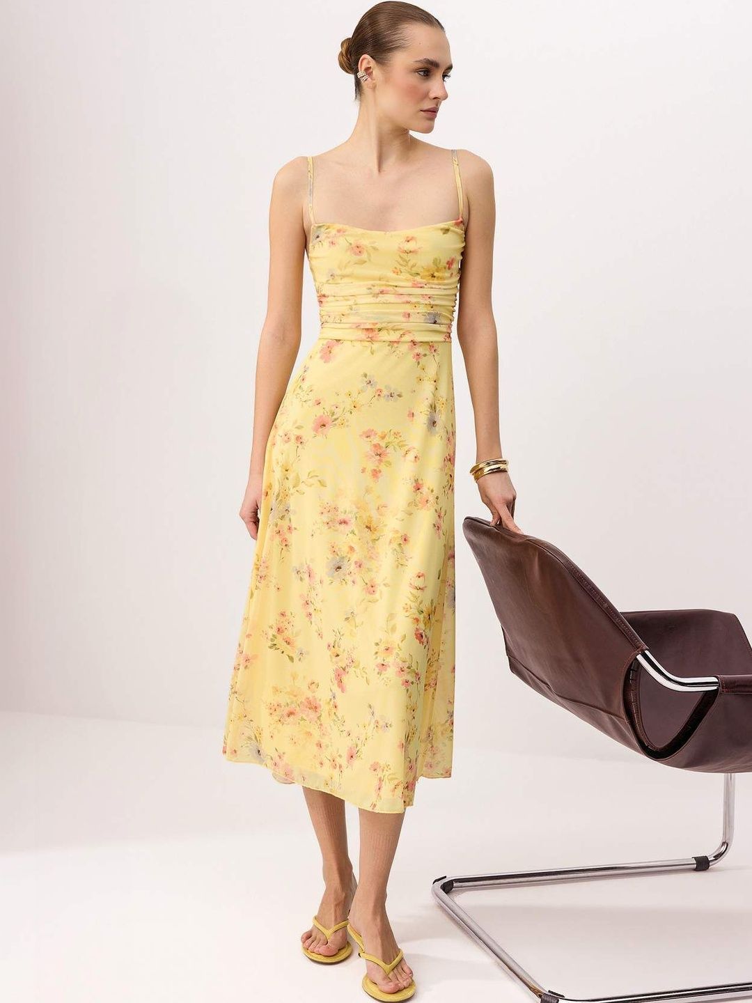 Trendyol Floral Print A-Line Midi Dress-picture-16