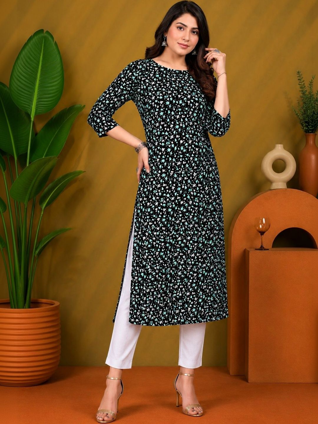 JANKHANA Women Floral Printed Indie Florals Crepe Kurta-picture-18