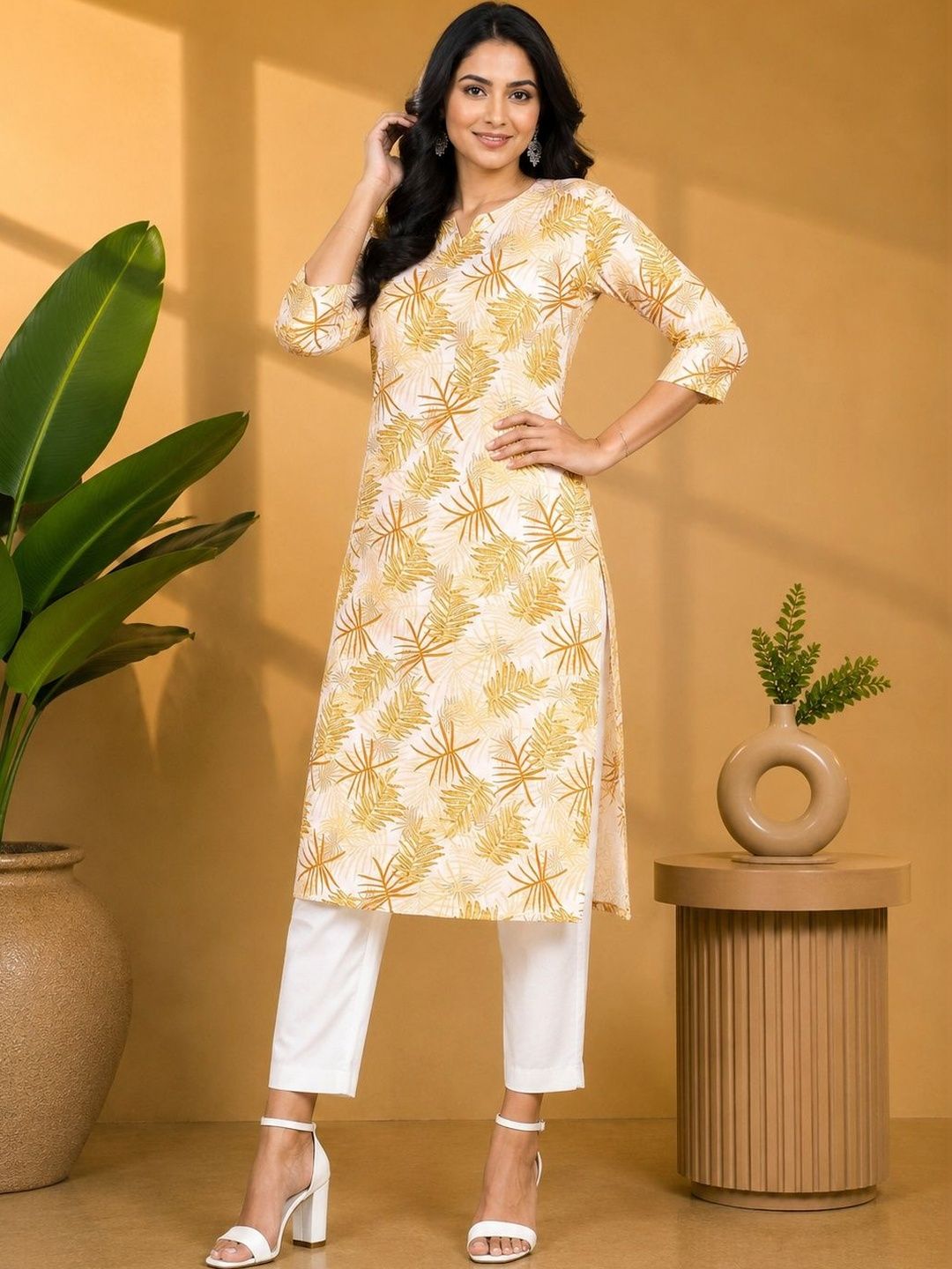 JANKHANA Women Floral Printed Keyhole Neck Indie Florals Crepe Kurta-picture-35