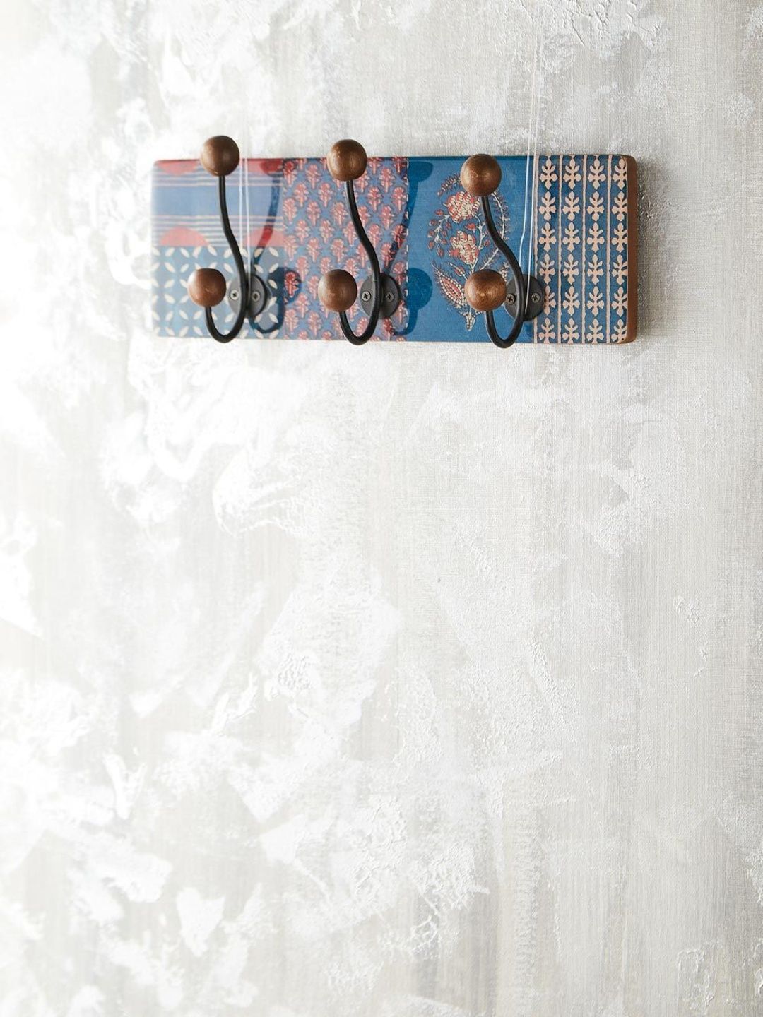 Fabindia Blue & Red Printed Mango Wood Wall Hook-picture-57