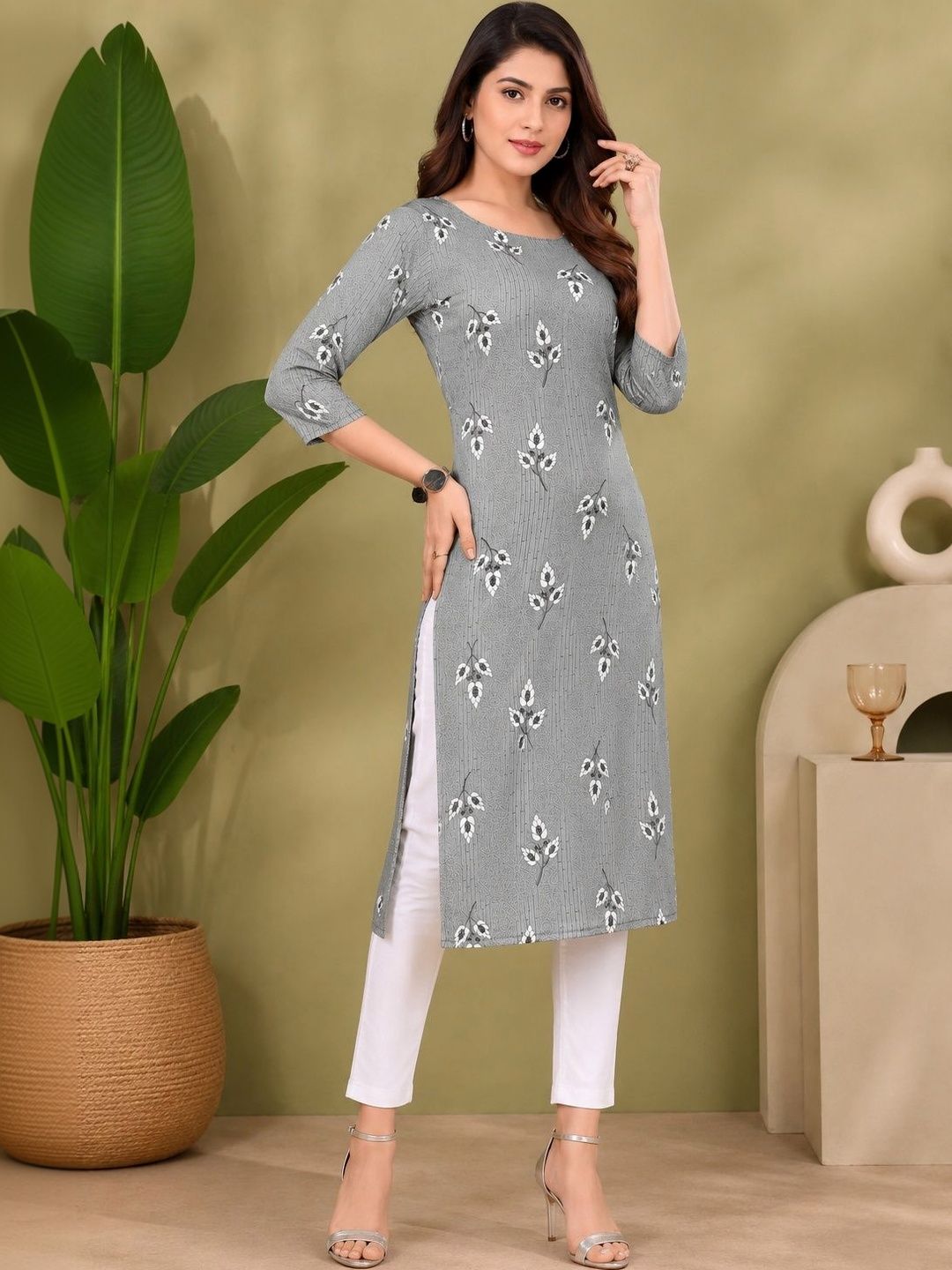 JANKHANA Women Floral Printed Crepe Kurta-picture-38