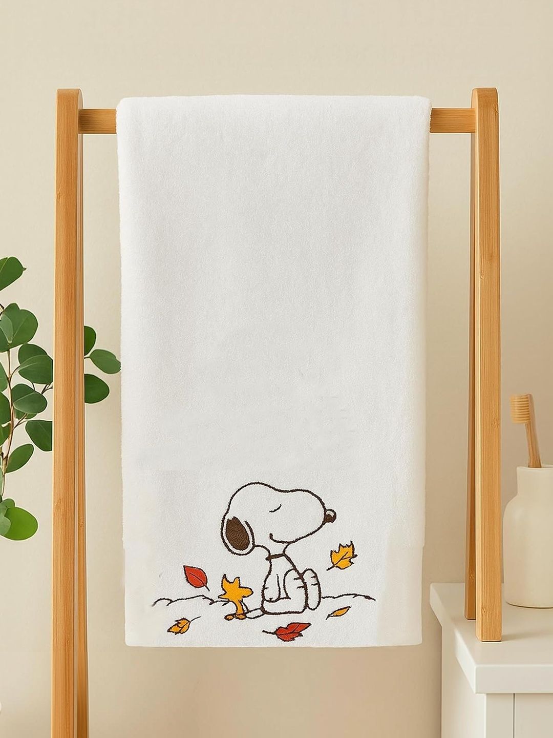 PRAKARTIK White & White 1 Printed Cotton 300 GSM Bath Towel-picture-28